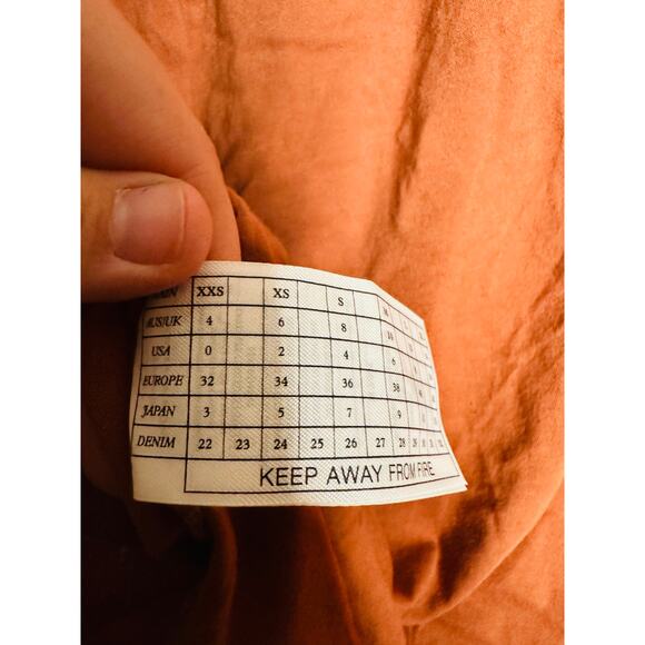 ONE TEASPOON Mens Mr Valentine Long Sleeve Camel Color Tee Shirt NWT Size Medium - Picture 9 of 11